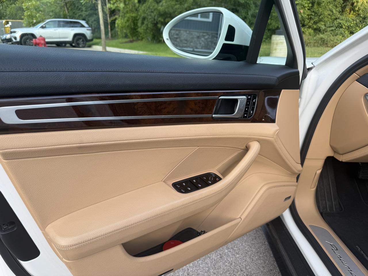 Porsche Panamera 4 2018