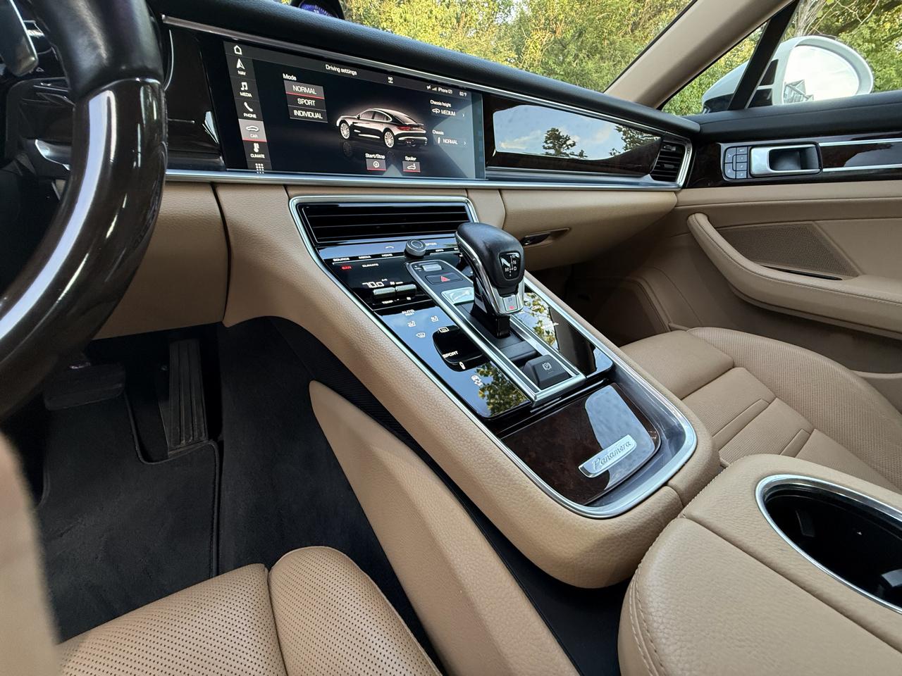 Porsche Panamera 4 2018