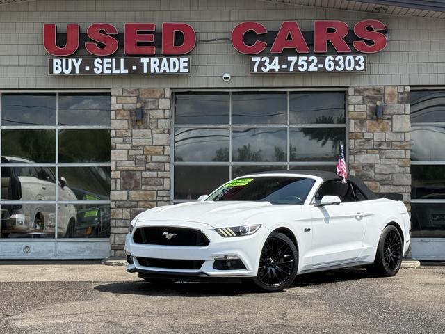 White 2017 Ford Mustang Convertible Rear-Wheel Drive