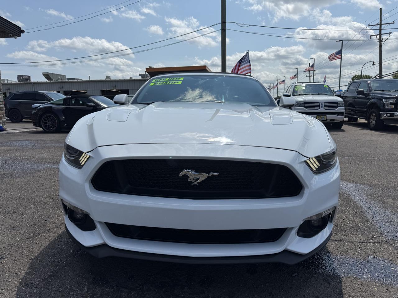 Ford Mustang GT convertible 2017