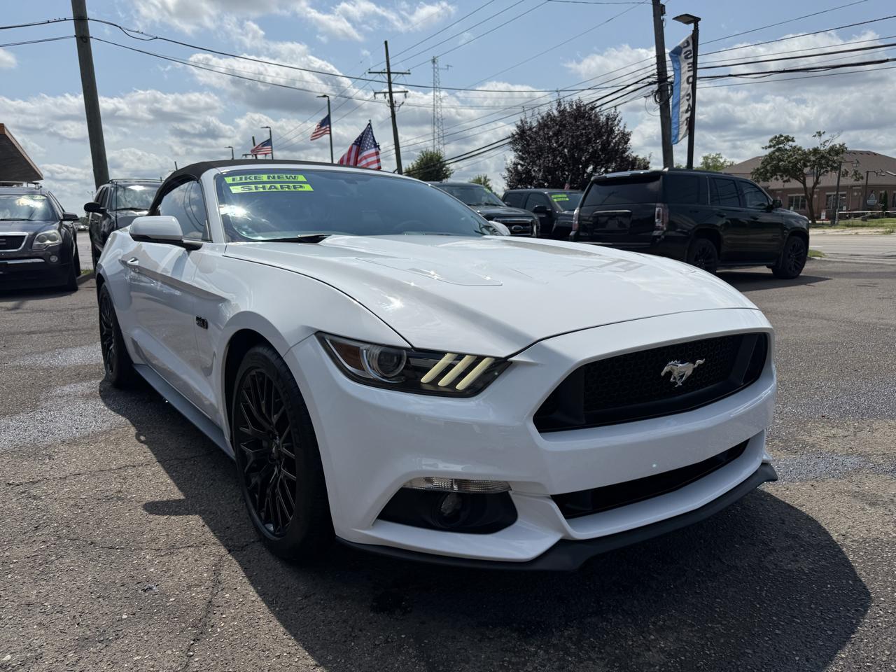 Ford Mustang GT convertible 2017