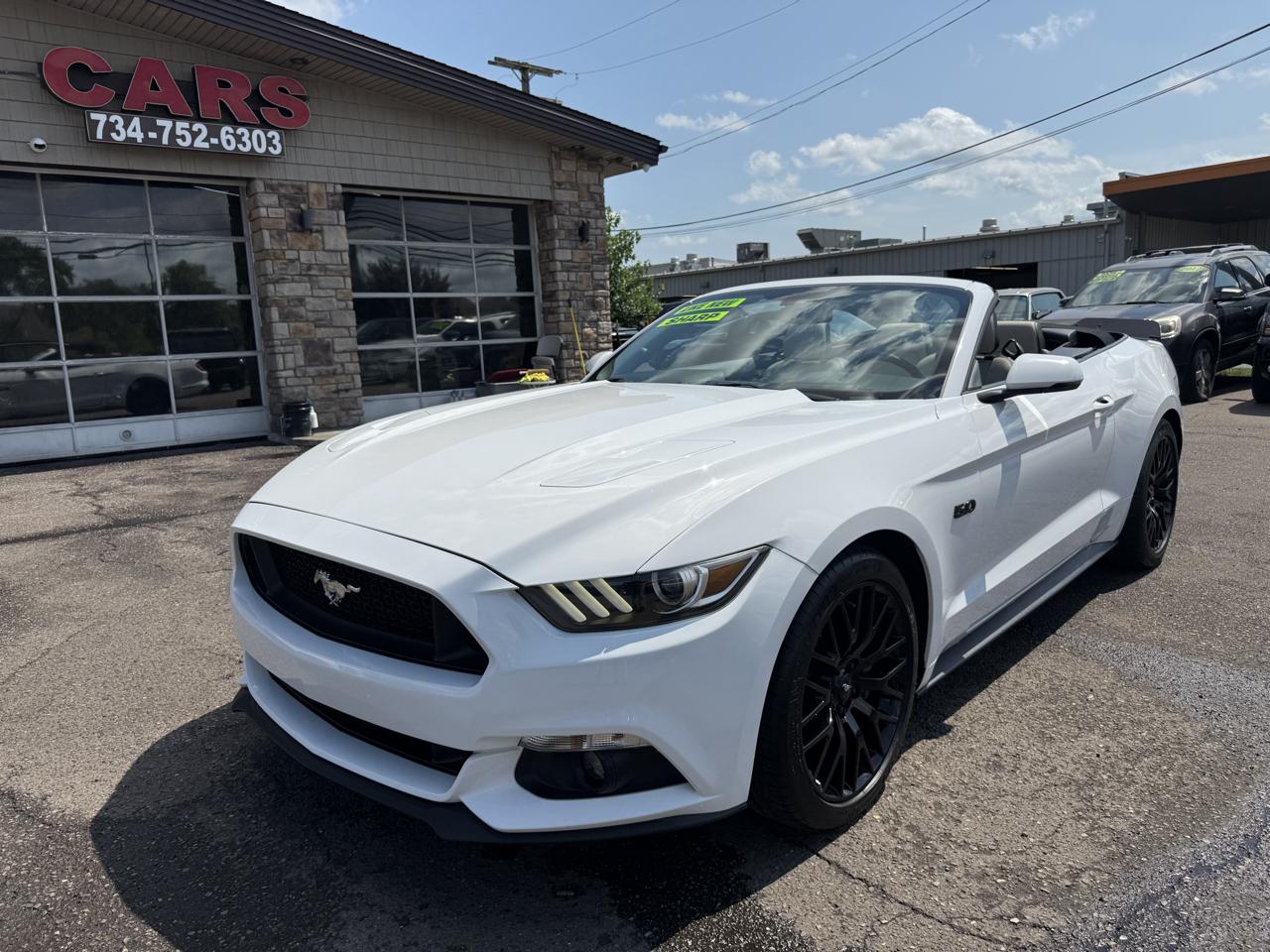 Ford Mustang GT convertible 2017