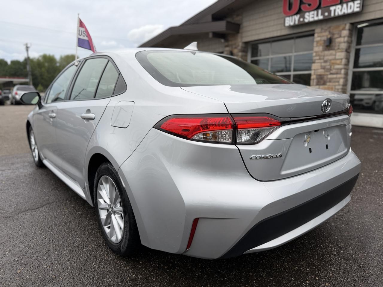 Toyota Corolla LE w/ Premium Pkg2 2022