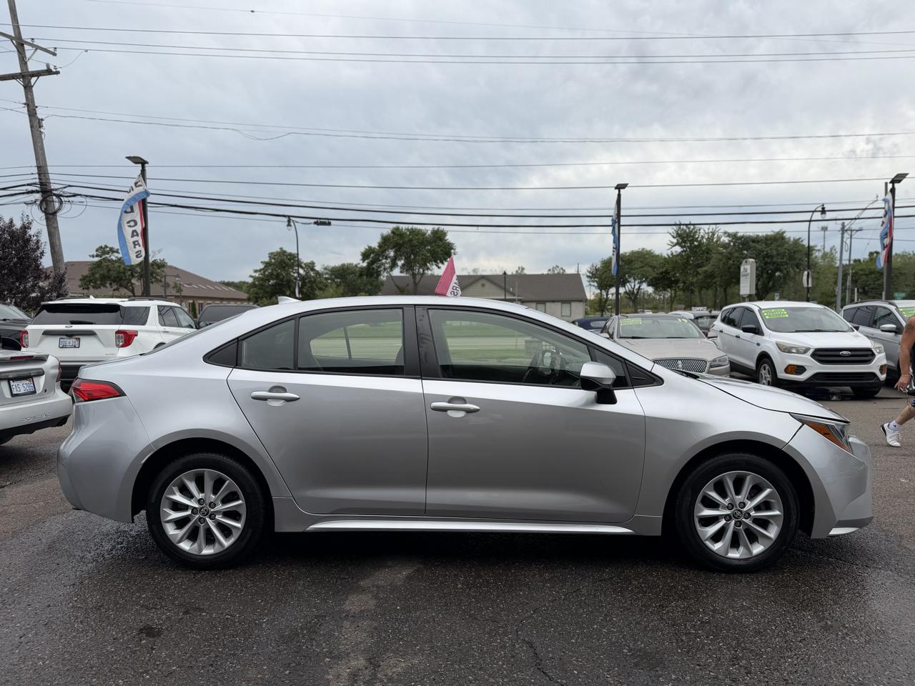 Toyota Corolla LE w/ Premium Pkg2 2022