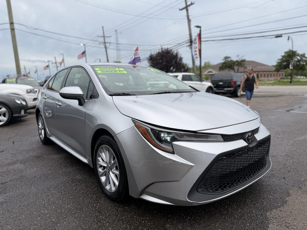 Toyota Corolla LE w/ Premium Pkg2 2022