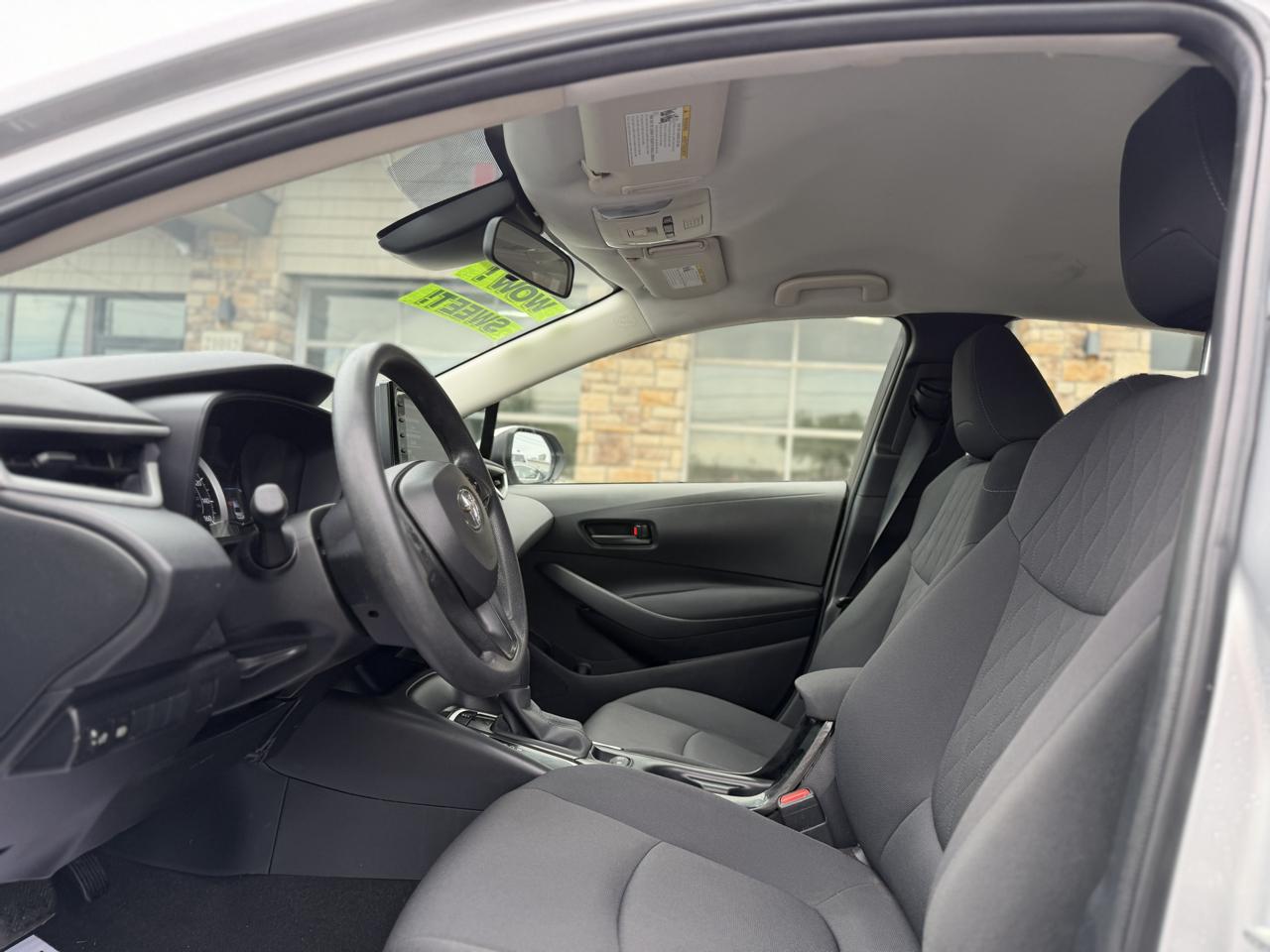 Toyota Corolla LE w/ Premium Pkg2 2022
