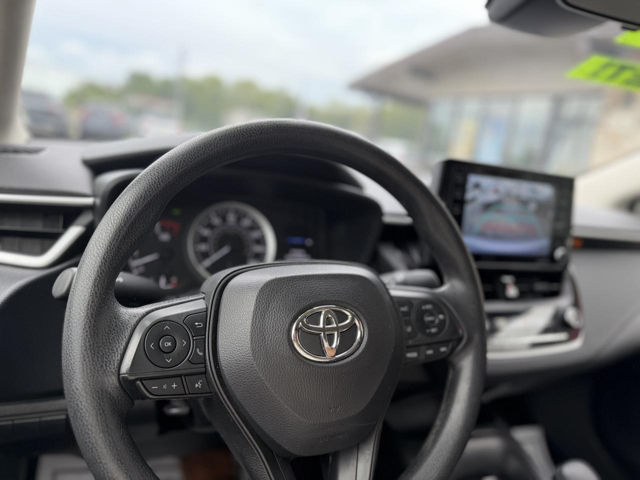 Toyota Corolla LE w/ Premium Pkg2 2022