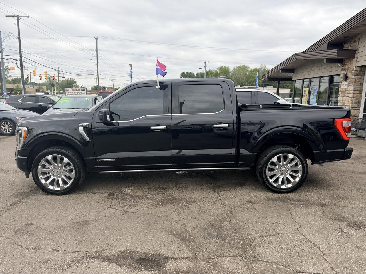 Ford F-150 Lariat SuperCrew 5.5-ft. Bed 4WD 2023