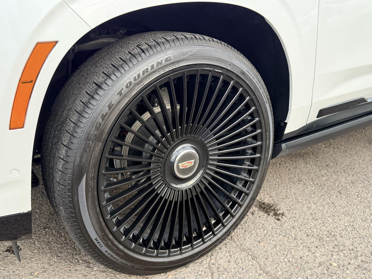 Cadillac Escalade Premium Luxury AWD 2025