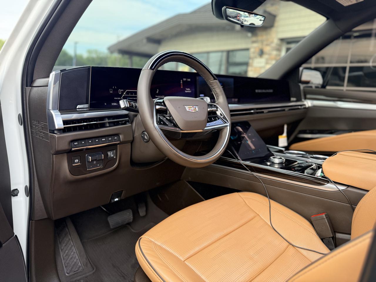 Cadillac Escalade Premium Luxury AWD 2025