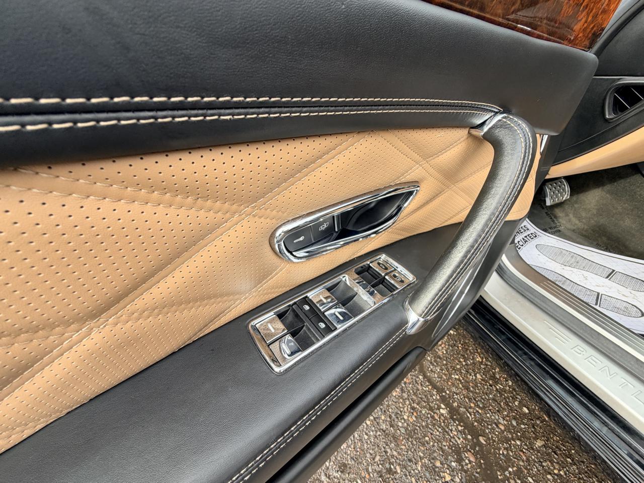 Bentley Continental Flying Spur V8 2016