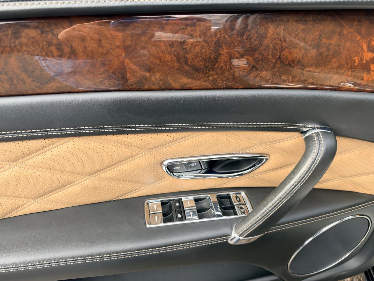Bentley Continental Flying Spur V8 2016