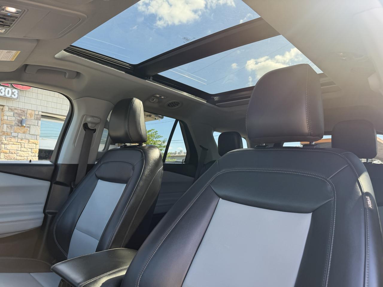 Ford Explorer XLT AWD 2024