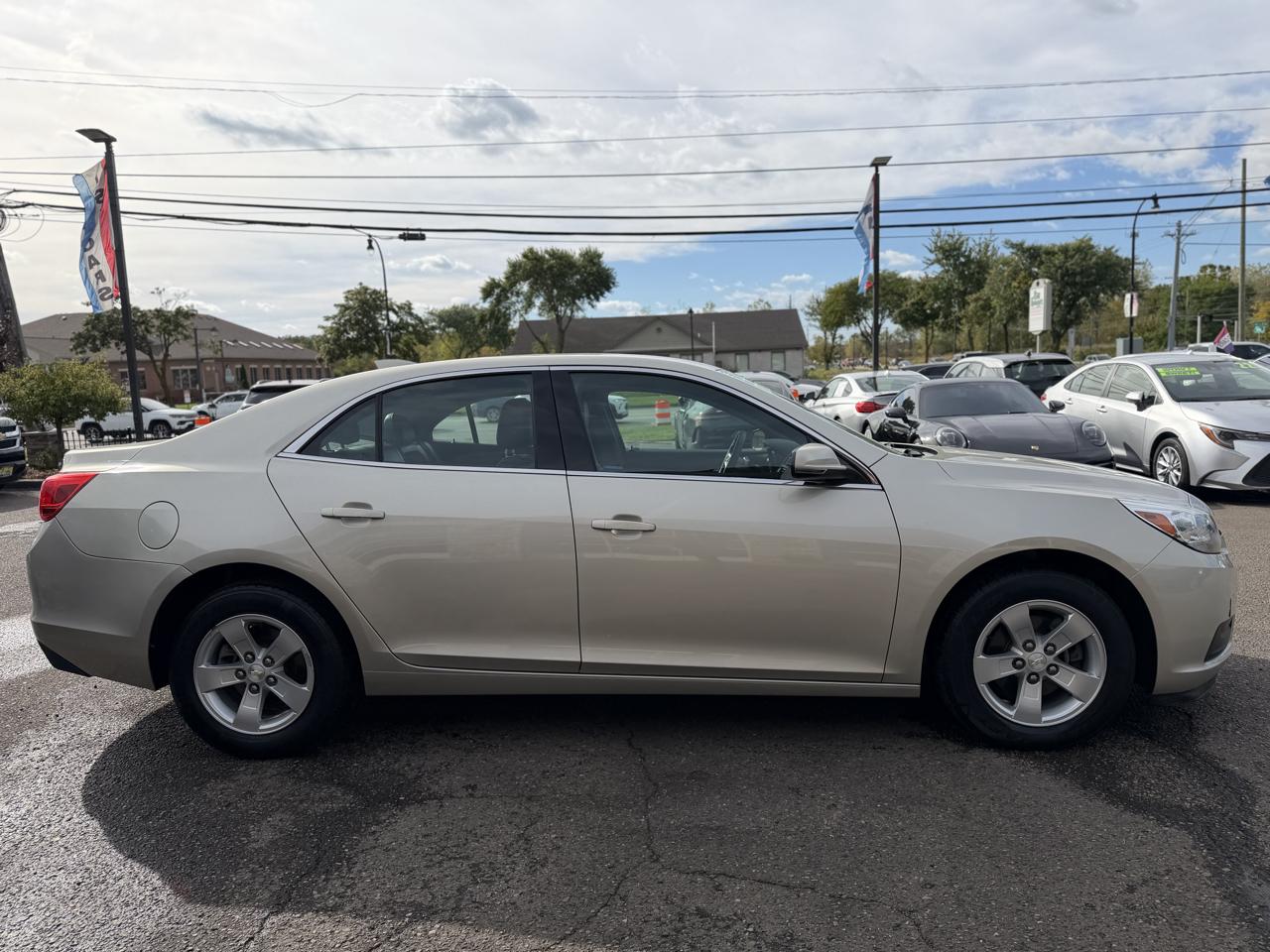 Chevrolet Malibu Limited photo 5