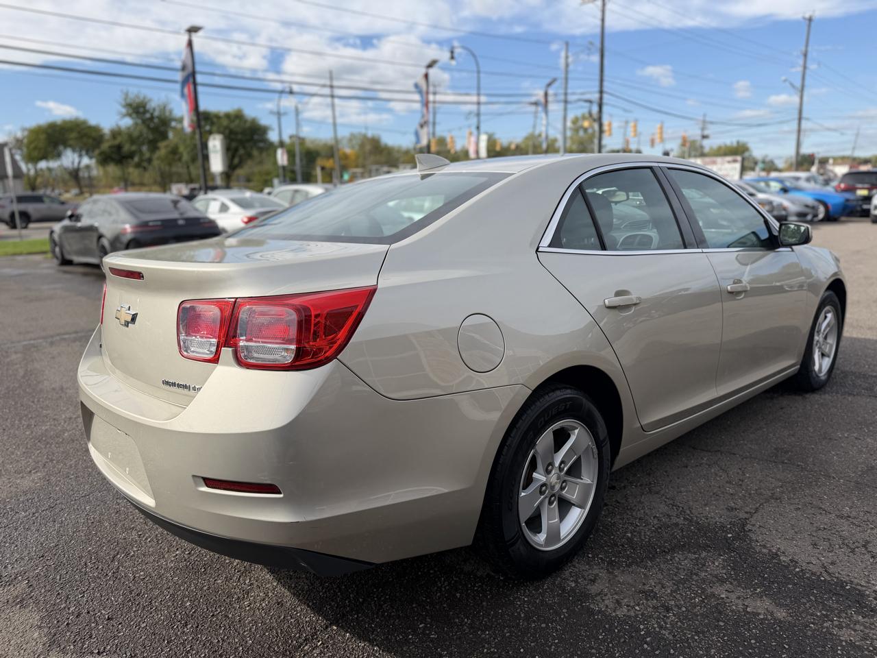 Chevrolet Malibu Limited photo 7