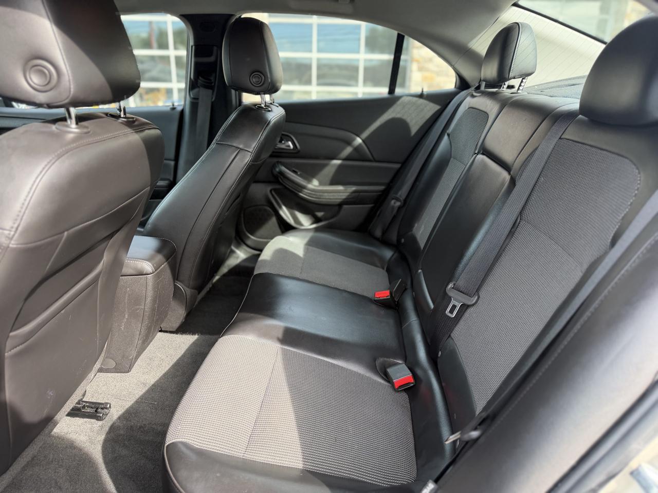 Chevrolet Malibu Limited photo 13