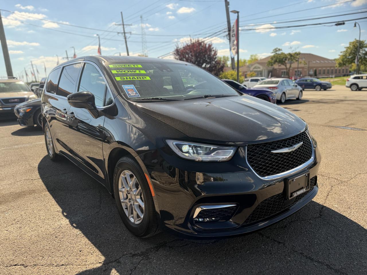 Chrysler Pacifica Select 2025