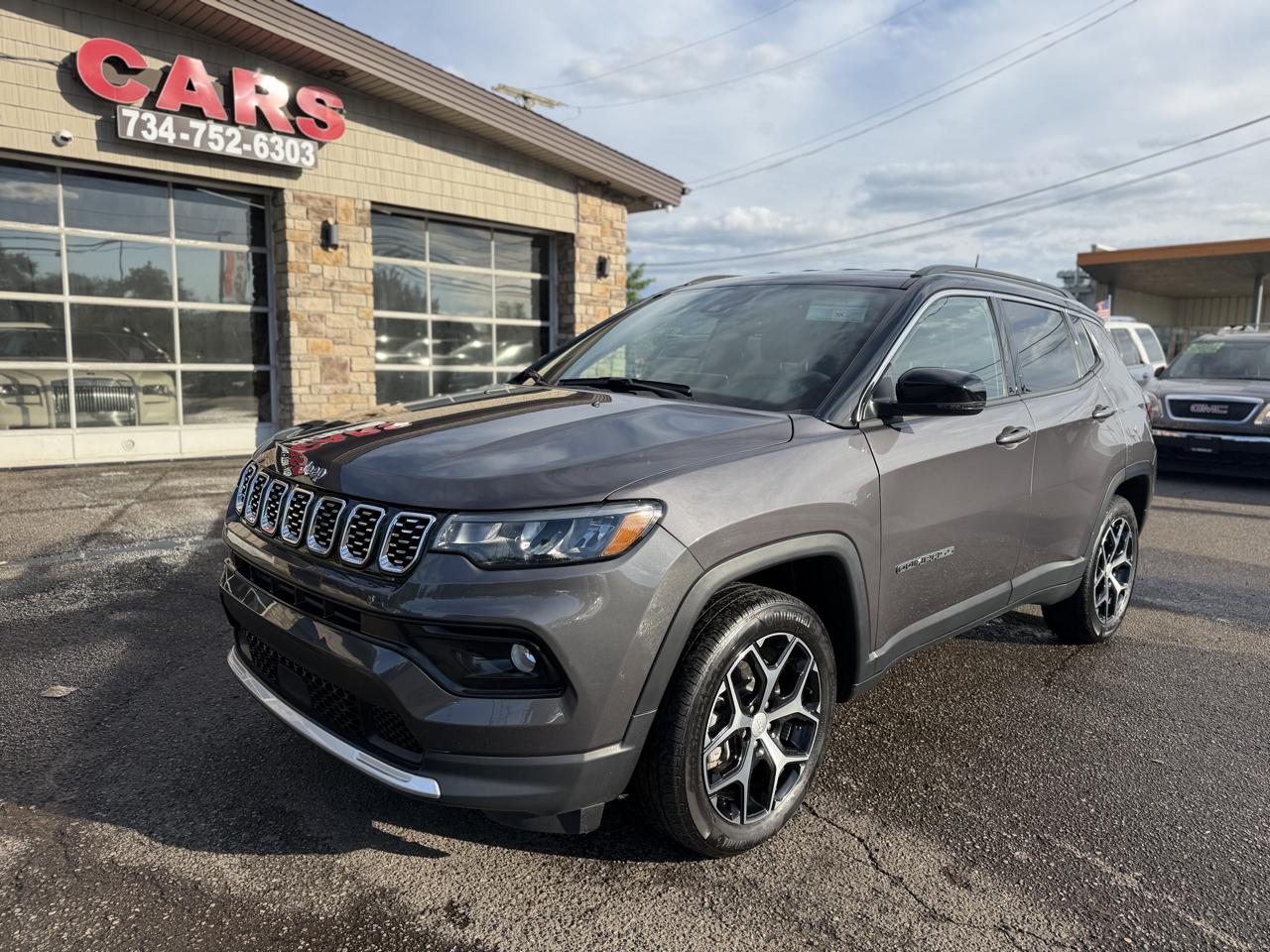 Jeep Compass photo 3
