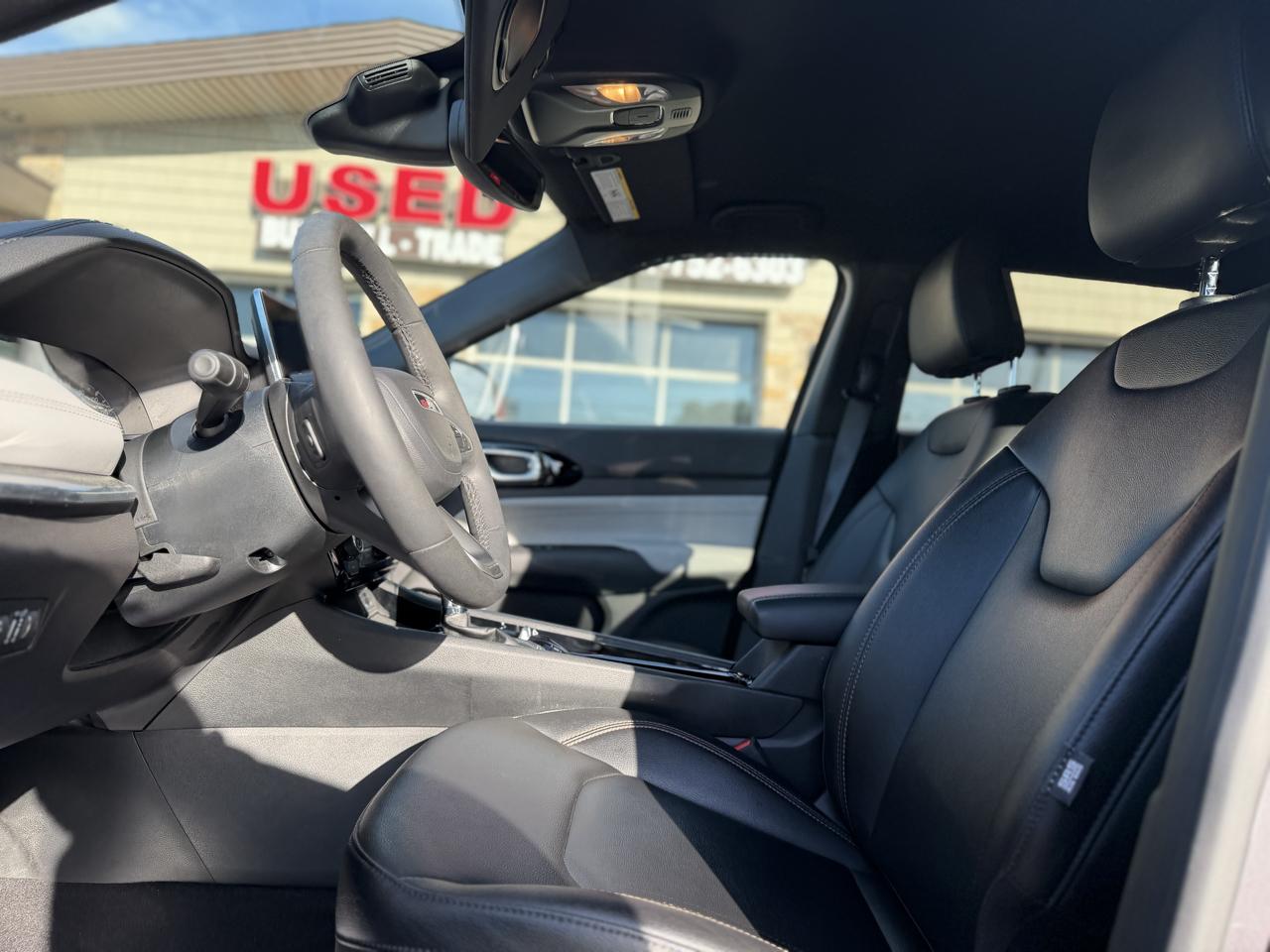 Jeep Compass photo 11