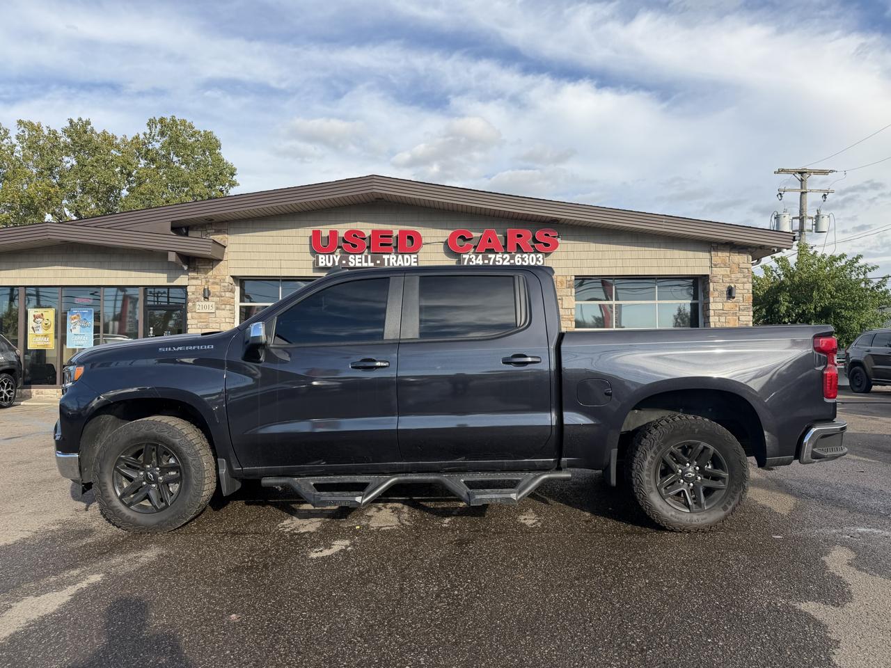 Chevrolet Silverado 1500 LT-L Crew Cab 4WD 2024
