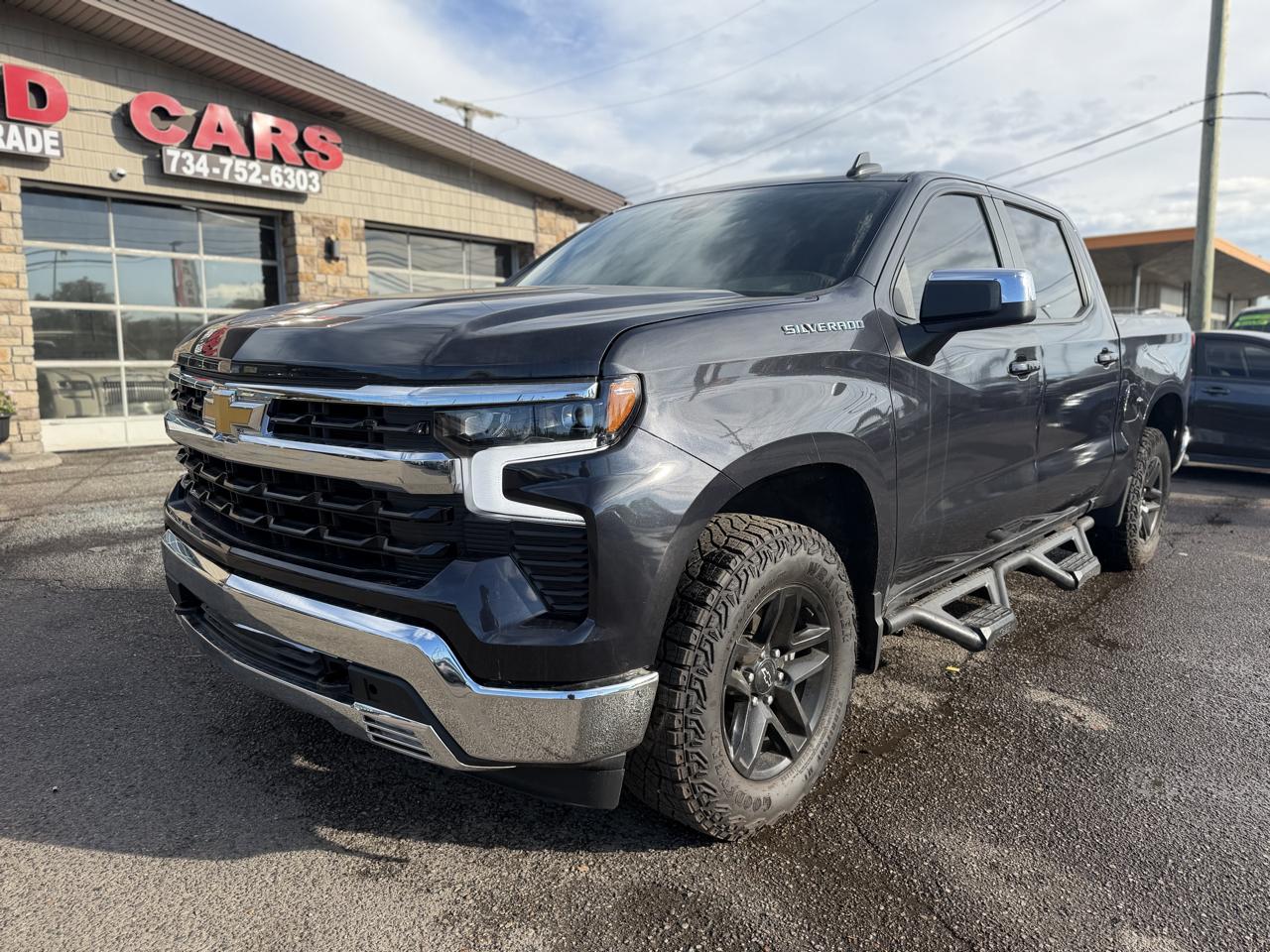 Chevrolet Silverado 1500 LT-L Crew Cab 4WD 2024