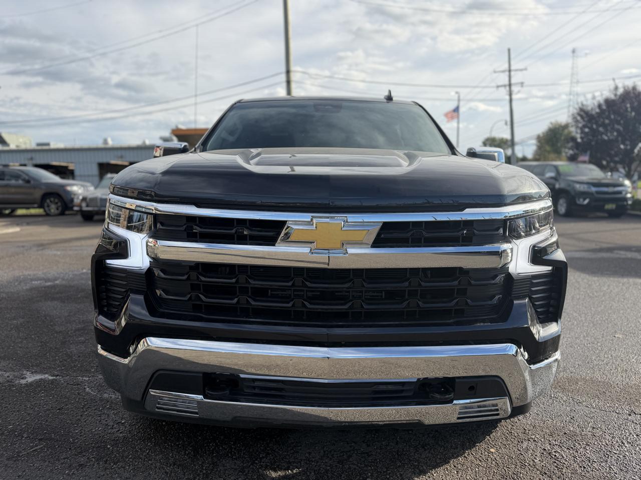 Chevrolet Silverado 1500 LT-L Crew Cab 4WD 2024