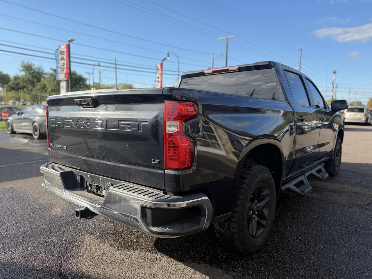 Chevrolet Silverado 1500 LT-L Crew Cab 4WD 2024