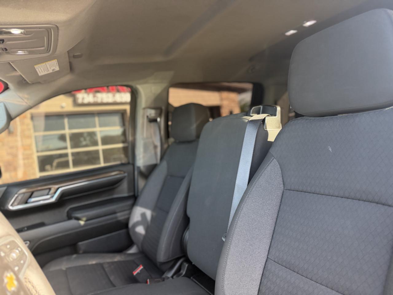 Chevrolet Silverado 1500 LT-L Crew Cab 4WD 2024