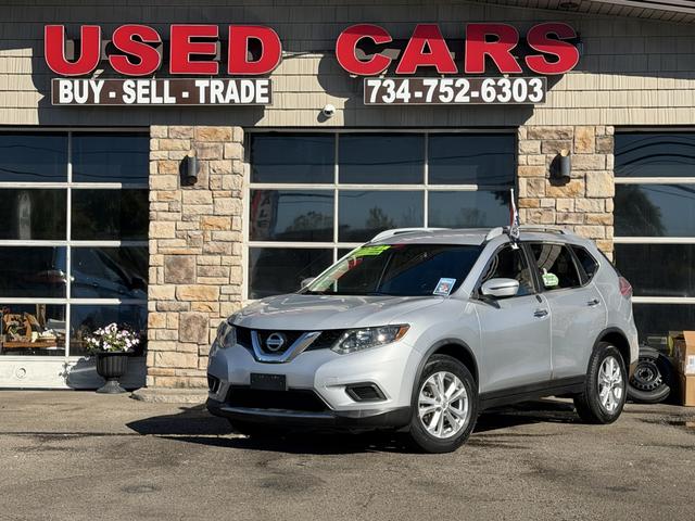 Silver 2016 Nissan Rogue SUV / Crossover Front-Wheel Drive