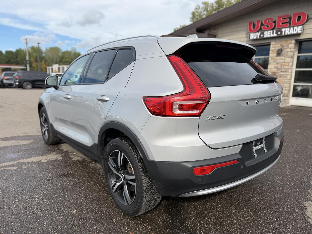 Volvo XC40 B5 Core AWD 2023