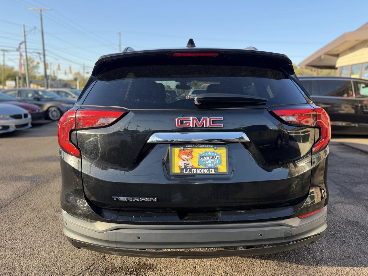 GMC Terrain photo 8
