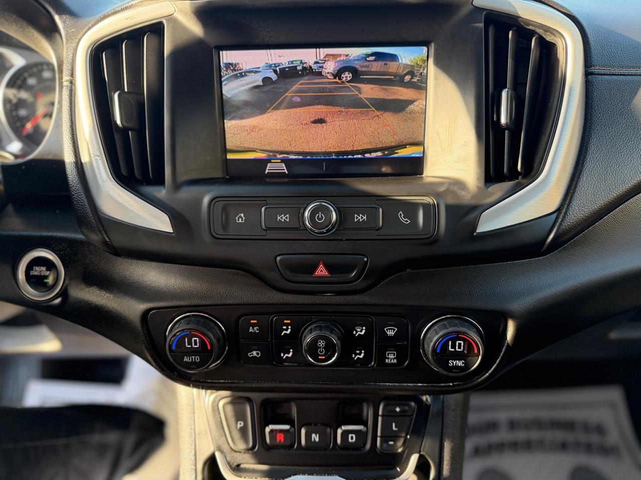 GMC Terrain photo 17