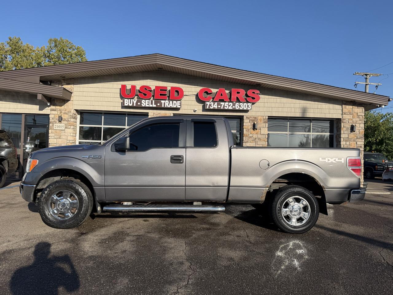 Ford F-150 photo 2