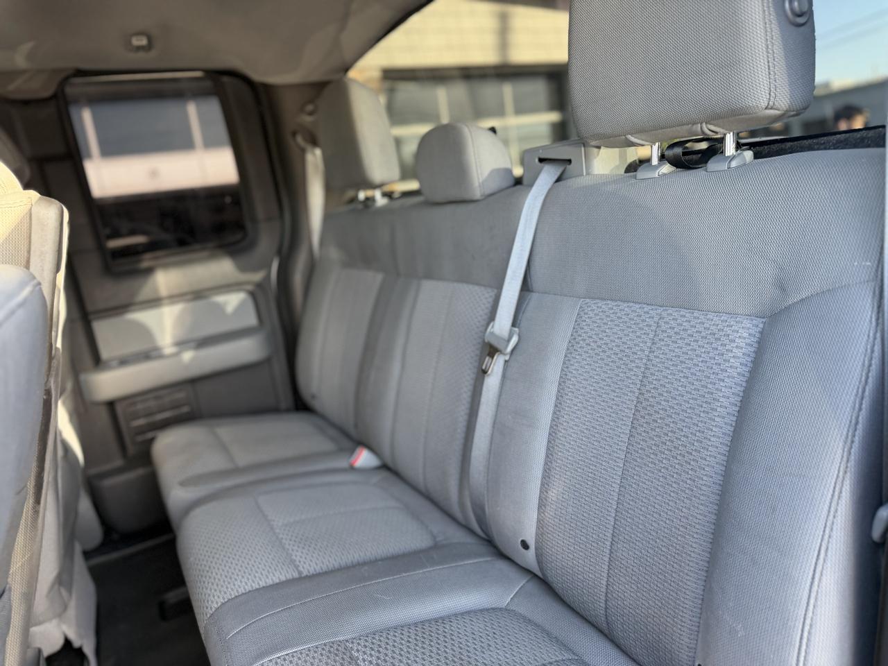 Ford F-150 photo 12