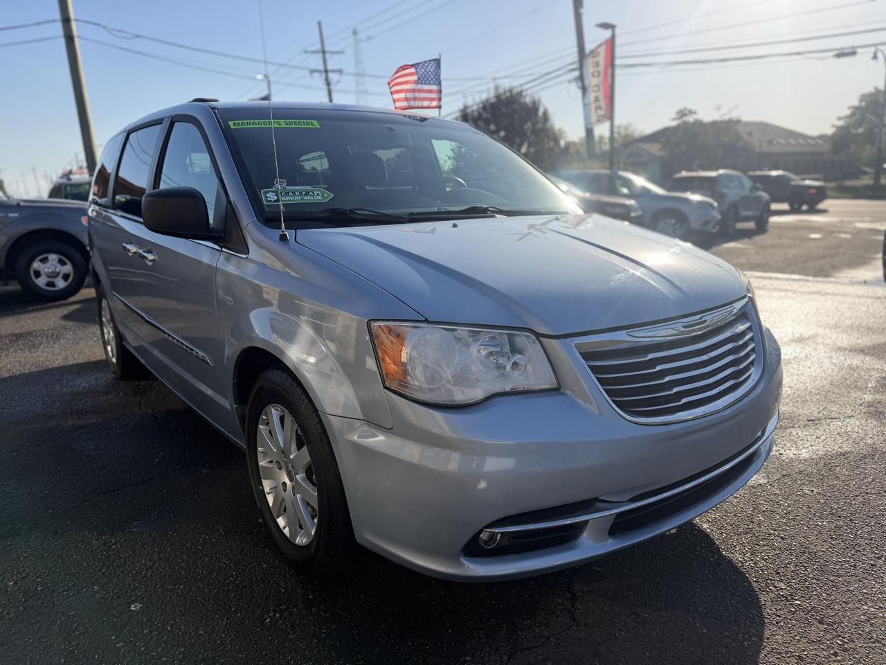 Chrysler Town & Country Touring 2016