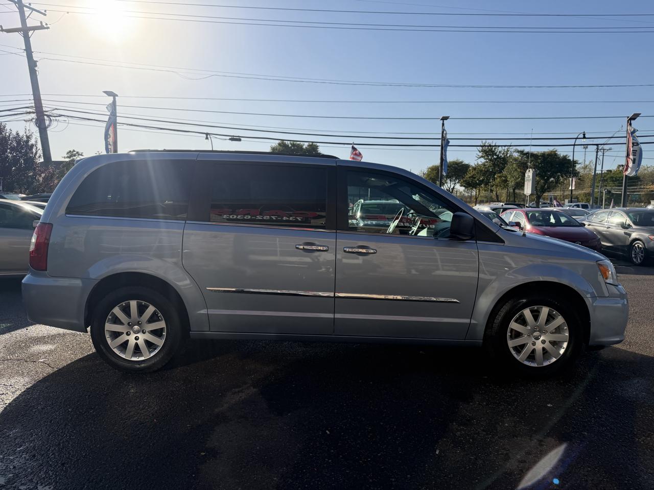 Chrysler Town & Country Touring 2016