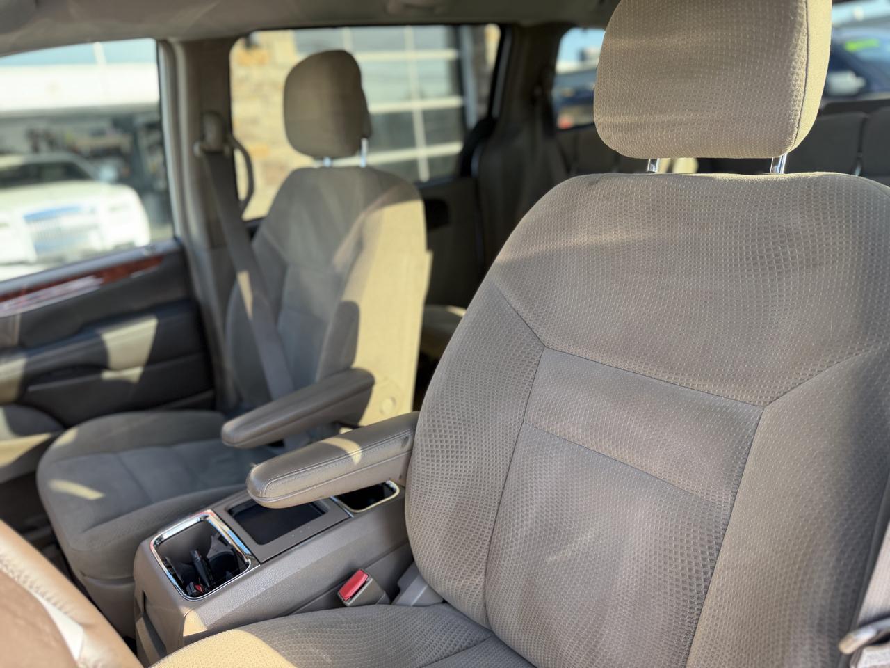 Chrysler Town & Country Touring 2016