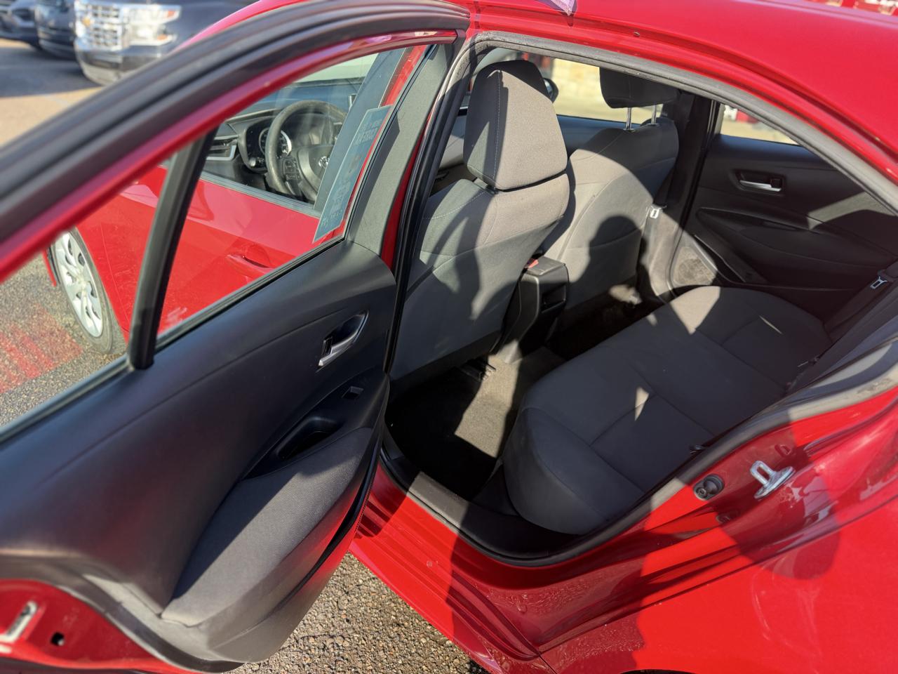 Toyota Corolla LE 2021