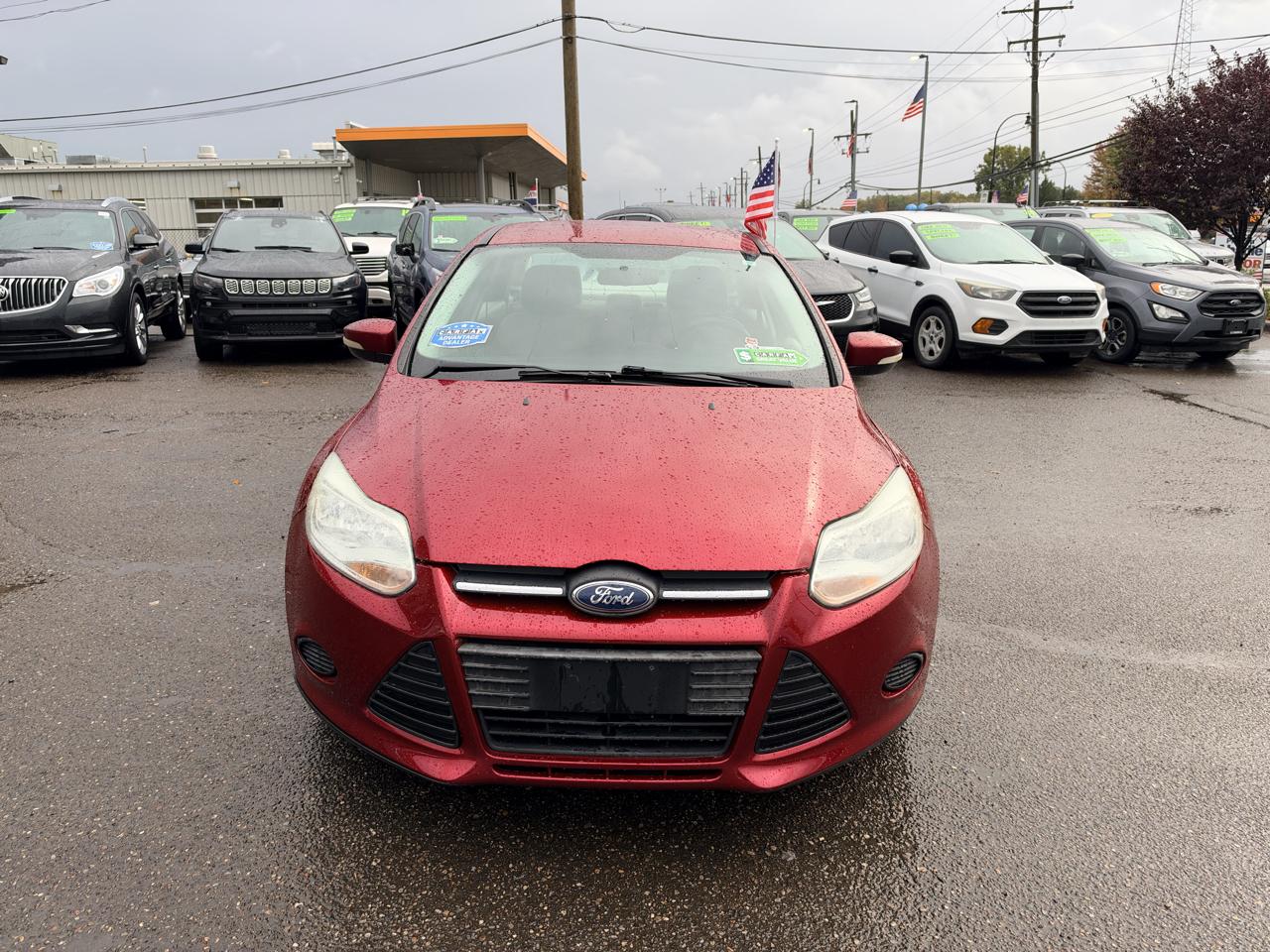 Ford Focus SE Sedan 2014