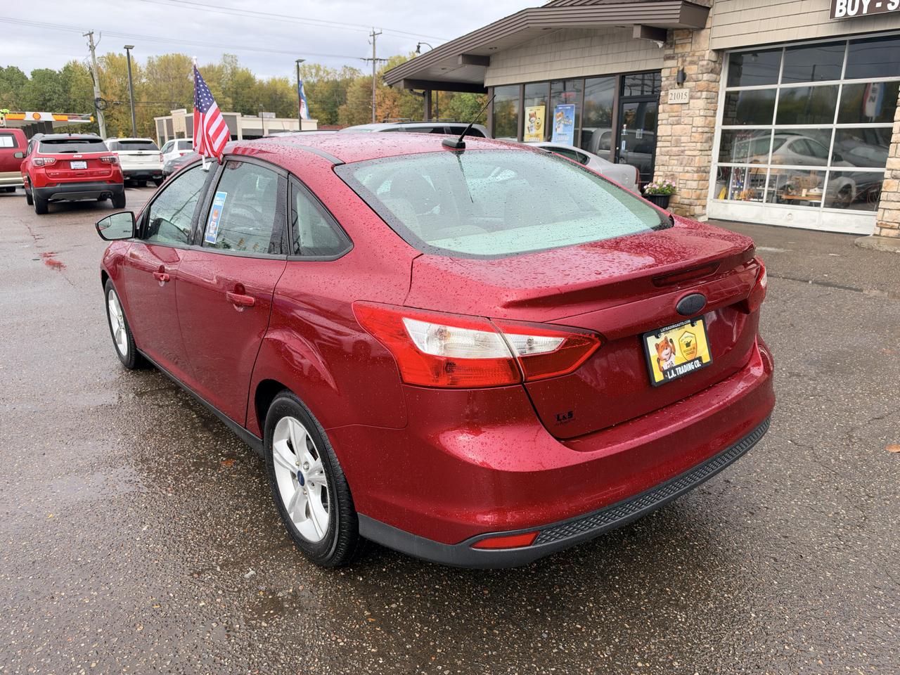 Ford Focus SE Sedan 2014