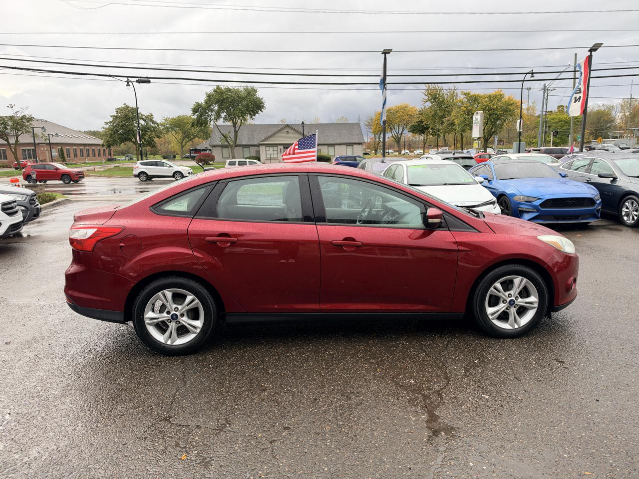 Ford Focus SE Sedan 2014