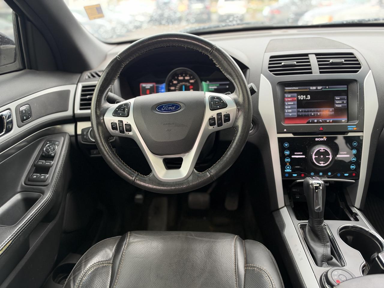 Ford Explorer Sport 4WD 2014