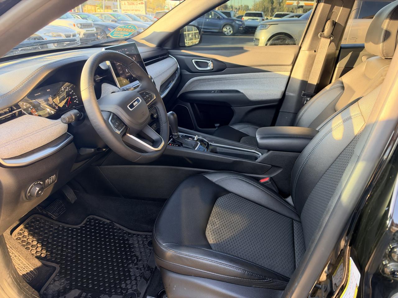 2024 Jeep Compass Latitude - Photo 11