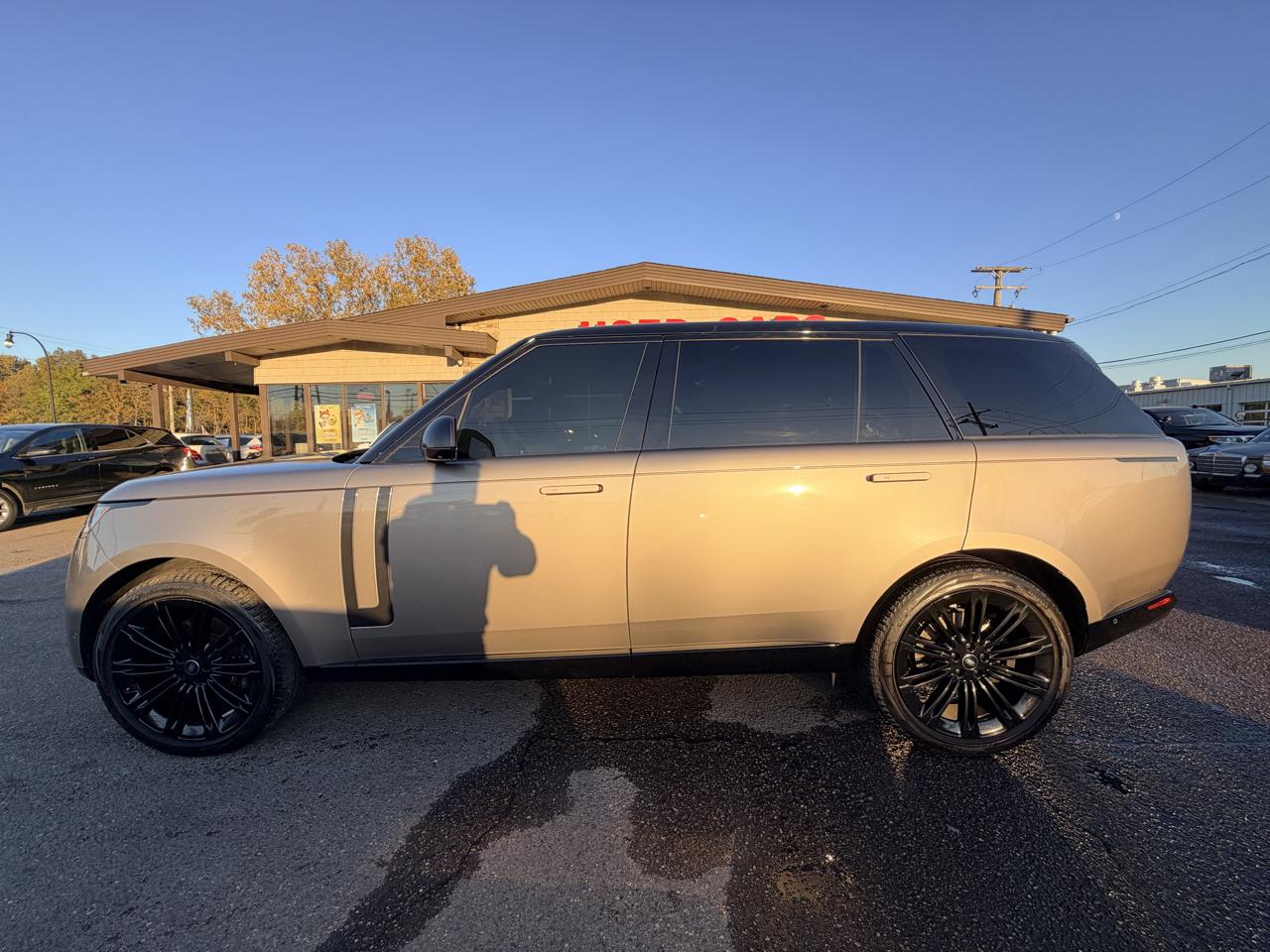 Land Rover New Range Rover SE LWB 2023