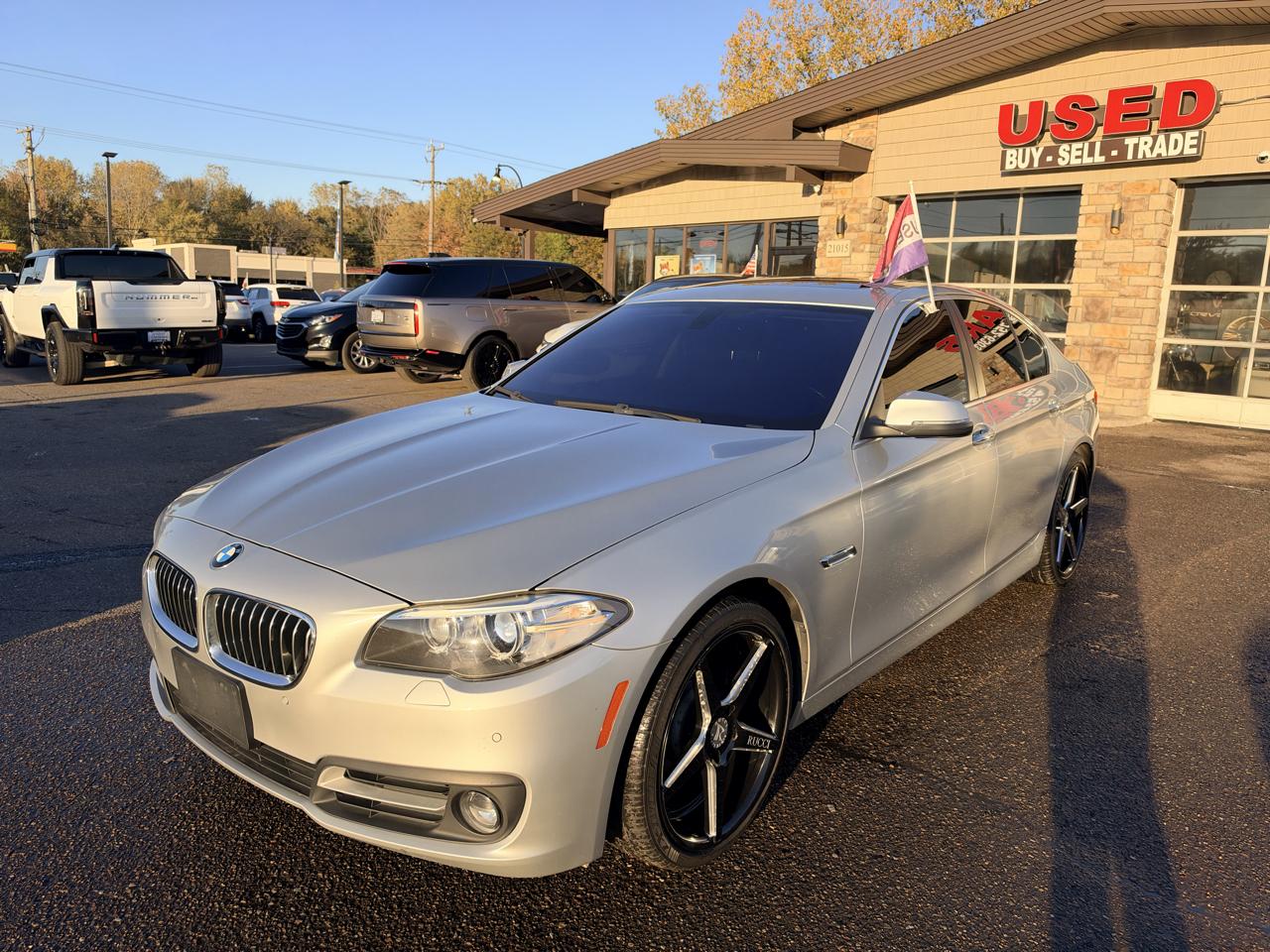 BMW 5-Series 528i xDrive 2016