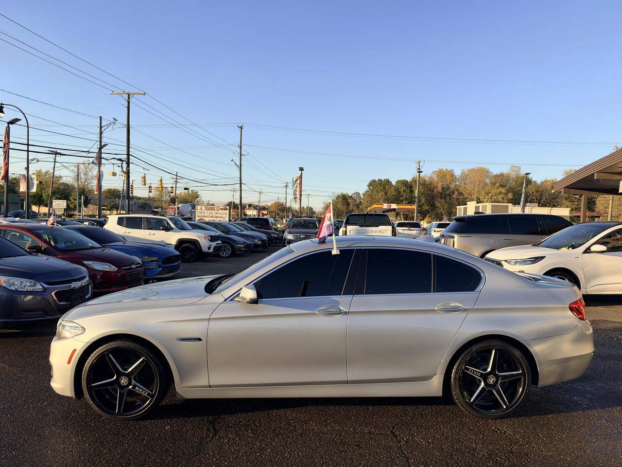 BMW 5-Series 528i xDrive 2016
