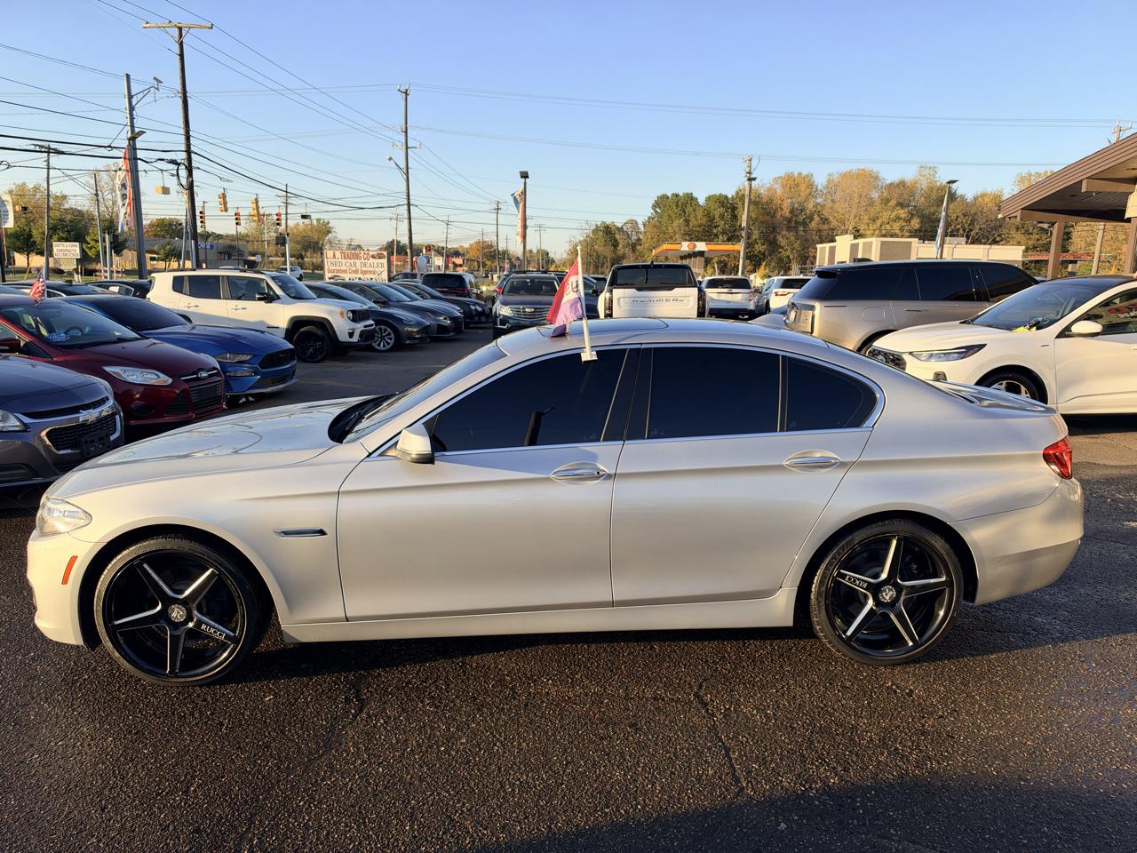 BMW 5-Series 528i xDrive 2016