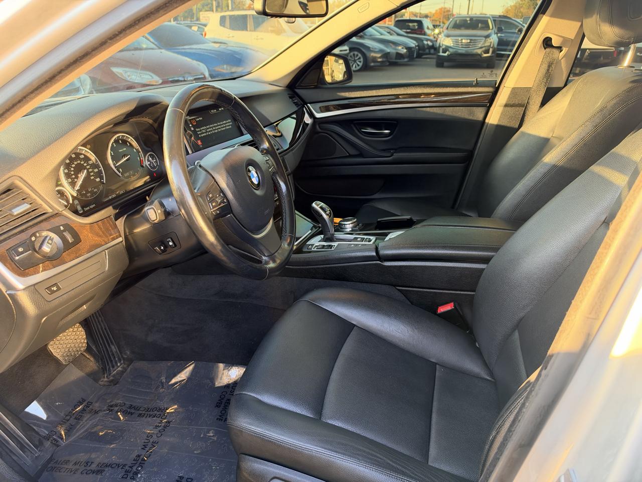BMW 5-Series 528i xDrive 2016