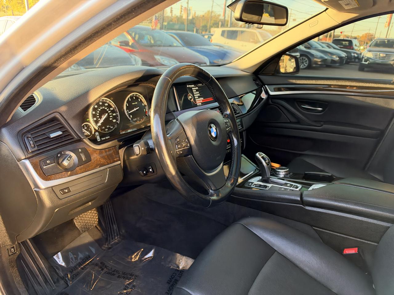 BMW 5-Series 528i xDrive 2016