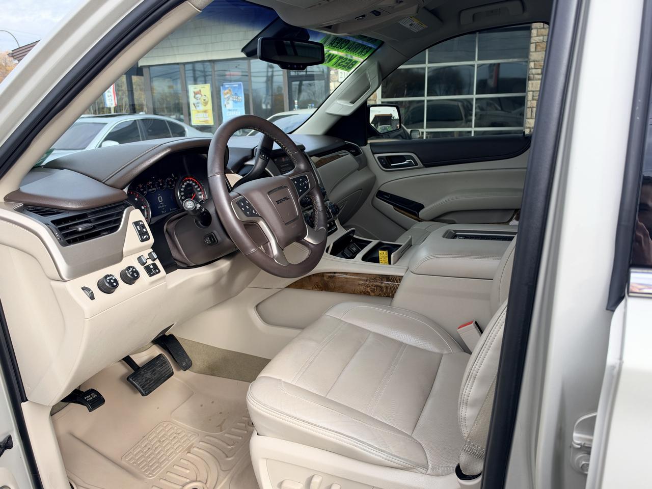 GMC Yukon Denali XL 4WD 2015